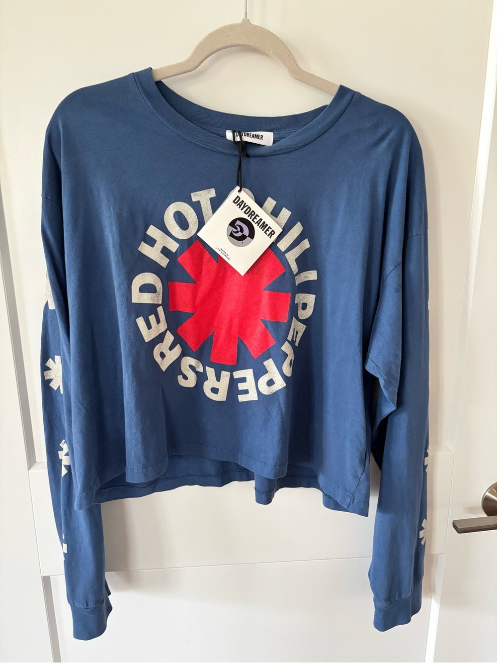 Daydreamer Red Hot Chili Peppers cropped tee - medium
